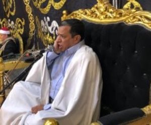 ابن الشيخ عبد الباسط عبد الصمد يتلو فى عزاء نجل مصطفى إسماعيل بالغربية.. صور