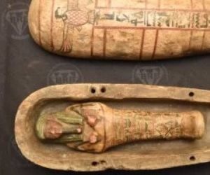 وزارة السياحة والآثار تتسلّم سبع قطع أثرية مستردة من فرنسا.. صور