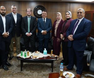 جولة ميدانية لوزير المالية بمركز كبار ومتوسطي الوجه البحرى بالإسكندرية 
