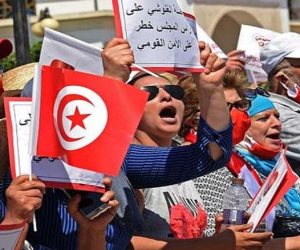 تونس تنتفض ضد فساد الجماعة ..  المبادرات السياسية ترفض مشاركة تنظيم الإخوان بسبب الجرائم السياسية والإرهاب الذى خلفه حكم الجماعة 
