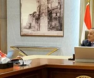 استعدادا لتسلم مهام منصبها الأممي.. رئيس الوزراء يستعرض مع وزيرة البيئة حصاد عمل الوزارة