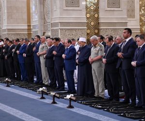 الرئيس السيسي يهنئ الشعب المصري والأمتين العربية والإسلامية بعيد الأضحى