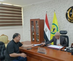 "مجاور" يصدق على تشغيل عدد من المخابز بشمال سيناء.. ويوجه بتوفير احتياجات المواطنين بجودة عالية