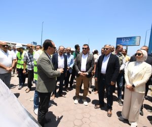 وزير الإسكان ومحافظ الإسكندرية يتفقدان مشروع توسعة وتطوير كورنيش محافظة الإسكندرية وترميم واجهات بعض العقارات بالكورنيش