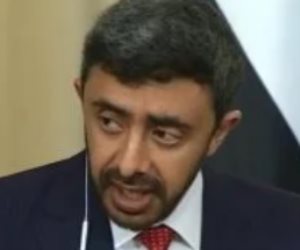 وزير خارجية الإمارات يجري اتصالات موسعة مع عدة دول لتجنب التصعيد الإقليمي