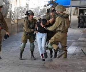 قوات الاحتلال الإسرائيلي تعتقل ما لا يقل عن 36 فلسطينيا من الضفة الغربية