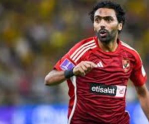 الأهلي يدفع بـ "الشحات وطاهر" بدلا من ترزيجيه وبن رمضان أمام إنتر ميامي