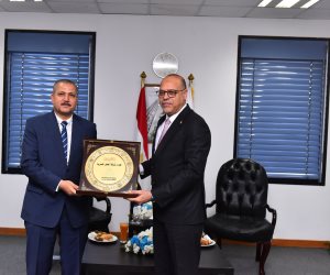 وزير العمل يُعلن عن 600 منحة مجانية لتدريب الشباب في مركز تدريب شركة الحفر المصرية
