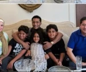 محمد رمضان يعلن انتهاء أزمة نجله : تم الصلح وكل اللي فات إشاعات على وعمر إخوات