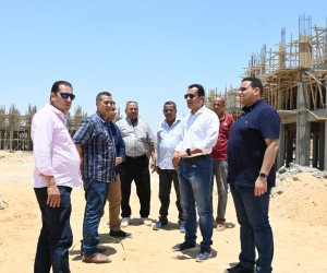 وزير الإسكان يتابع مشروعات المرافق والطرق.. ومشروع «ديارنا» السكني بمدينة العاشر