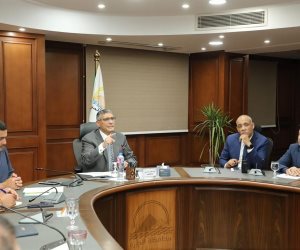 محافظ الجيزة يصدر قرارًا بتشكيل المكتب الفني لدعم تنفيذ المشروعات محافظ الجيزة يصدر قرارًا بتشكيل المكتب الفني لدعم تنفيذ المشروعات