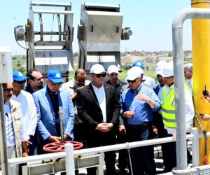 وزير الإسكان ومحافظ المنيا يتفقدان محطة معالجة صرف صحي برطباط بمركز مغاغة ضمن المبادرة الرئاسية "حياة كريمة"