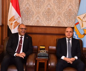 وزير العمل يلتقى محافظ كفر الشيخ لبحث تفعيل سُـبل التعاون في الملفات المشتركة