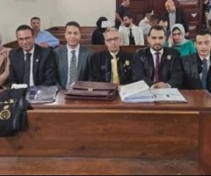 وصول طارق العوضى للدفاع عن الطفل ياسين خلال الاستئناف أمام جنايات دمنهور