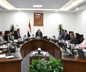 رئيس الوزراء يتابع موقف تنفيذ المشروعات والفرص الاستثمارية بمحافظة دمياط