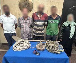 ضبط سيدة و4 أشخاص بالقاهرة لقيامهم بأعمال الحفر والتنقيب عن الآثار