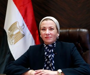 وزيرة البيئة تعلن نجاح المهمة الأولى في تنفيذ برنامج تركيب أجهزة التتبع بالأقمار الصناعية على عدد من أسماك القرش بالبحر الأحمر
