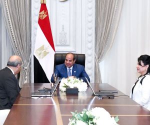 توجيهات رئاسية بتطوير المطارات وفق أحدث الأساليب وطرح مطار الغردقة للشراكة مع القطاع الخاص بنهاية عام ٢٠٢٥ توجيهات رئاسية بتطوير المطارات وفق أحدث الأساليب وطرح مطار الغردقة للشراكة مع القطاع الخاص بنهاية عام ٢٠٢٥