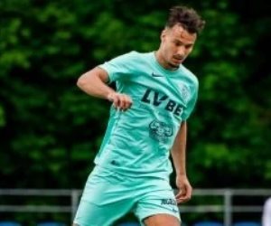 بسبب عروض الأهلي والزمالك .. أسد الحملاوي يتمرد على شلونسك البولندي