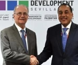 على هامش مؤتمر الأمم المتحدة .. رئيس مجلس الوزراء يلتقي نظيره الفلسطيني ويؤكد له دعم مصر الثابت والمستمر في حقوقهم المشروعة