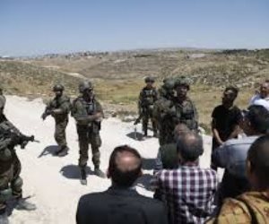 الخارجية الفلسطينية تطالب بوقف الاستيلاء على الأراضى جنوب الخليل 