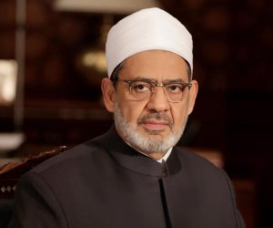 شيخ الأزهر يعزي رئيس المجلس الأعلى للشئون الإسلامية البحريني في وفاة شقيقته