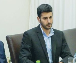 بعد تعرضه لتوبيخات عديدة خلال الأشهر الماضية .. إقالة المتحدث باسم نتنياهو وتعيين زيف أغمون بعد تعرضه لتوبيخات عديدة خلال الأشهر الماضية .. إقالة المتحدث باسم نتنياهو وتعيين زيف أغمون