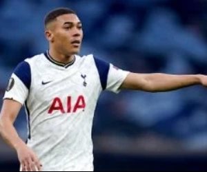 هل يحسم المقابل المادى انضمام كارلوس فينيسوس لاعب توتنهام السابق للزمالك ؟ اعرف التفاصيل هل يحسم المقابل المادى انضمام كارلوس فينيسوس لاعب توتنهام السابق للزمالك ؟ اعرف التفاصيل