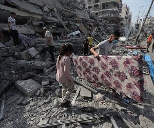 استشهاد 16 فلسطينيا إثر قصف الاحتلال الإسرائيلى على مناطق فى قطاع غزة..وقصف 4 منازل بالضفة الغربية استشهاد 16 فلسطينيا إثر قصف الاحتلال الإسرائيلى على مناطق فى قطاع غزة..وقصف 4 منازل بالضفة الغربية