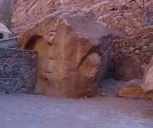 فتح الوديان للسياحة .. إحياء للتراث الثقافي والتقاليد البدوية وأهالي كاترين يشكرون الرئيس السيسي لدعمه للشباب العاملين بالسفاري والتخييم (صور) 