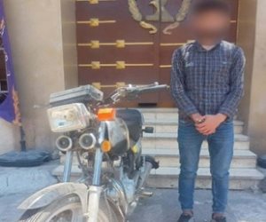 بعد انتشار فيديو له بمواقع التواصل الإجتماعى .. القبض على قائد دراجة نارية لأدائه حركات استعراضية في الغربية بعد انتشار فيديو له بمواقع التواصل الإجتماعى .. القبض على قائد دراجة نارية لأدائه حركات استعراضية في الغربية