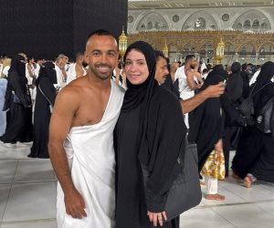 أفشة يؤدي مناسك العُمرة برفقة زوجته قبل انتهاء إجازة الأهلي أفشة يؤدي مناسك العُمرة برفقة زوجته قبل انتهاء إجازة الأهلي