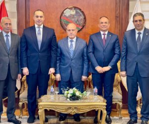 وزير الشؤون النيابية يهنئ المستشار محمد الشناوي بتوليه رئاسة النيابة الإدارية