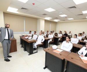 عقد دورتين تدريبيتين بأكاديمية الشرطة للكوادر الأمنية العاملة بالوزارة بالتنسيق مع اللجنة الدولية للصليب الأحمر