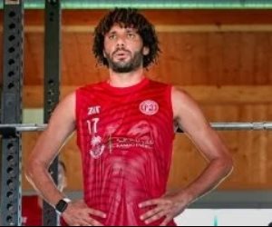  "يجب أن يكون هذا العام مختلفًا".. محمد النني يرفع شعار التحدي قبل انطلاق موسم 2025-2026.. صور