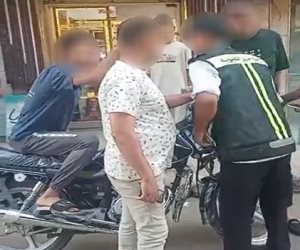 كشف ملابسات قيام قائد دراجة نارية بدون لوحات معدنية بالسير عكس الاتجاه بالقليوبية