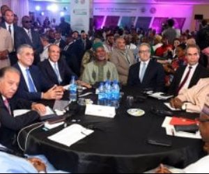 وزير خارجية نيجيريا يعلن دعم بلاده ترشيح الدكتور خالد العنانى مديرا لليونسكو