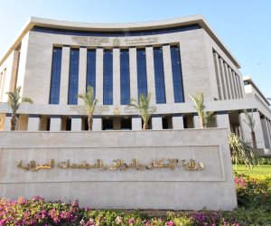  "الإسكان" تطرح محال وصيدليات للبيع بالمزاد العلني بمدينتي العاشر من رمضان وبدر