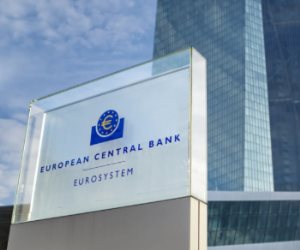 البنك المركزى الأوروبى يبقى معدلات الفائدة دون تغيير