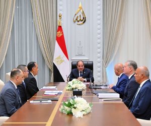 الرئيس السيسي يوجه بمُواصلة الجهود لتسريع وتيرة تنفيذ مشروعات إنشاء المحاور