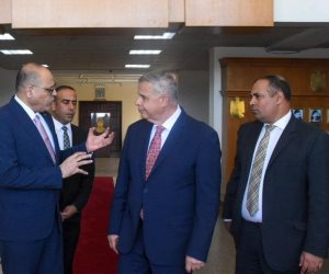 محافظ الإسكندرية يستقبل وزير العمل.. ويبحثان الملفات ذات الاهتمام المشترك 
