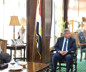 رئيس الأعلى للإعلام يلتقي لجنة ضبط أداء الإعلام الرياضي بتشكيلها الجديد