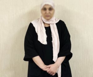 القبض على سيدة اتهمت فنانة شهيرة بالاتجار في البشر وادعت نسبها لإحدى العائلات