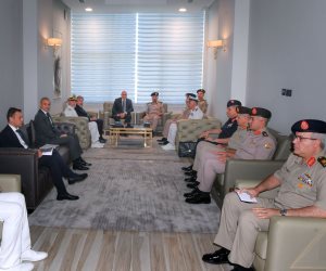  وزير الدفاع والإنتاج الحربى يلتقى وزير دفاع جمهورية إيطاليا