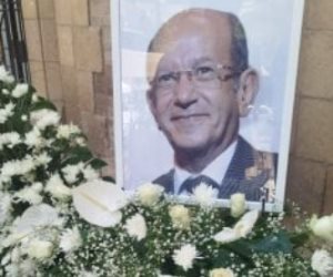 أسرة الفنان الراحل لطفى لبيب تتلقى العزاء بالكنيسة الإنجيلية فى الإسكندرية