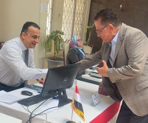 لليوم الثاني.. توافد المصريين في سلطنة عمان للإدلاء بأصواتهم في انتخابات «الشيوخ»