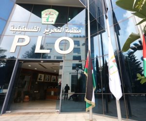  مسئولون فلسطينيون: العقوبات الامريكية المفروضة على مسؤلين بالسلطة لن تؤثر على العمل الدبلوماسي ويجب على واشنطن مراجعتها