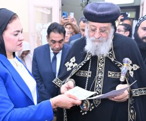البابا تواضروس عقب إدلائه بصوته في انتخابات "الشيوخ": مصر دولة كبيرة وننتظر نائبًا أمينًا ومخلصًا يعمل لصالح الوطن 