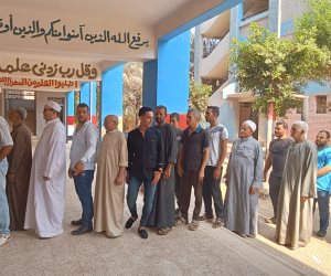 طوابير السيدات والشباب تزين لجان انتخابات الشيوخ بمدينة قليوب