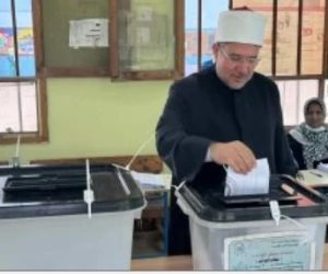 وزير الاوقاف السابق يدلى بصوته فى انتخابات مجلس الشيوخ